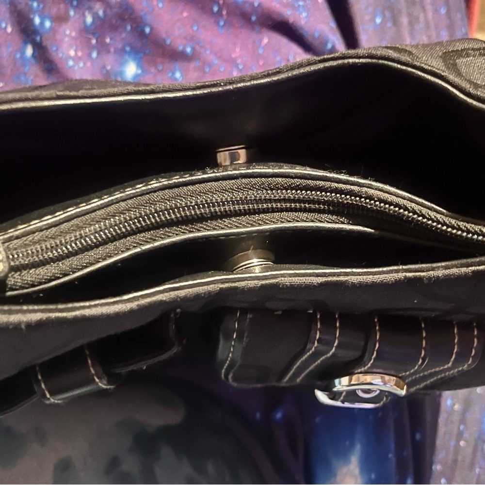 Purse - Picture 7 of 8